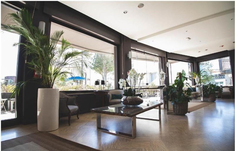 Hotel Caraibi Milano Marittima Bagian luar foto